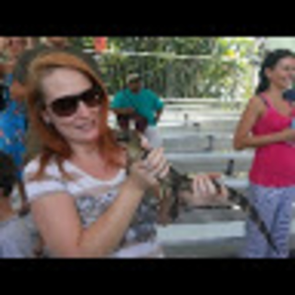 Your Posher, Kelly (with assistance of Ali & Skyn)